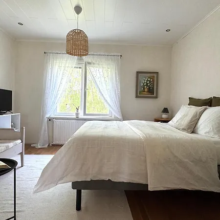 Kaunis Koti Idyllisellae Karjasillalla * Oulu