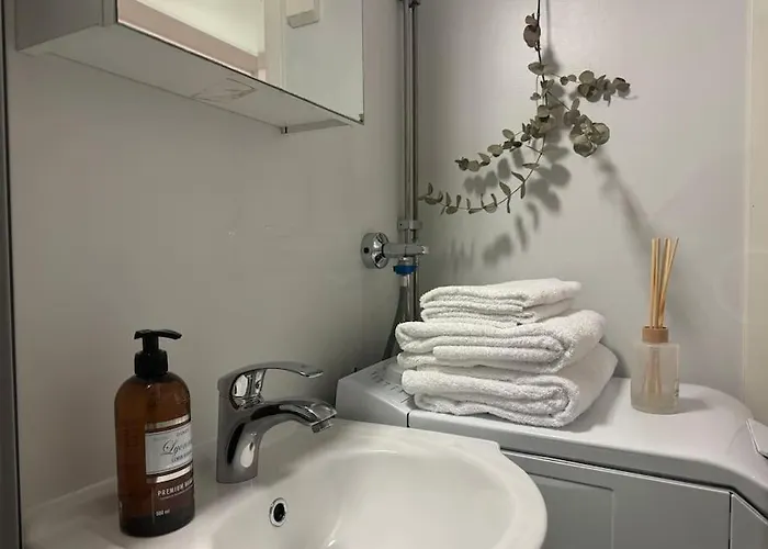 Kaunis Koti Idyllisellae Karjasillalla * 오울루